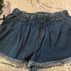 SHEIN Dark Blue Elastic Waist Denim Shorts with Frayed Hem